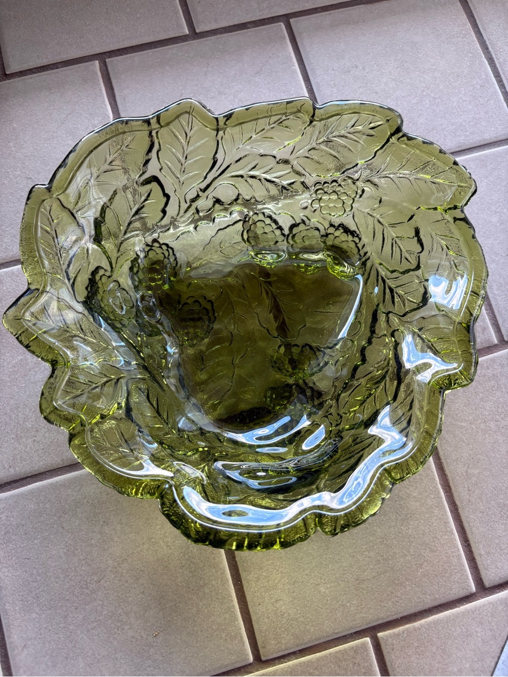 Vintage Indiana Glass Loganberry Bowl Avocado Olive Green Mid-Century